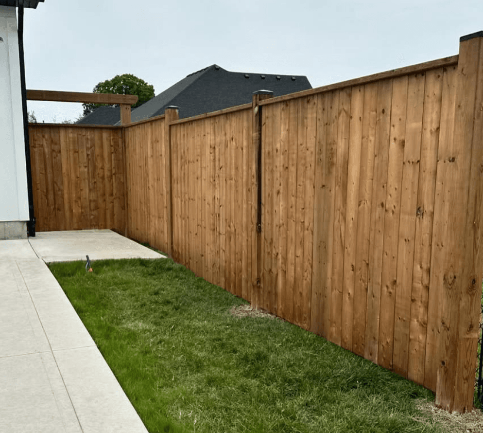 Single-sided wood privacy fence — finished side